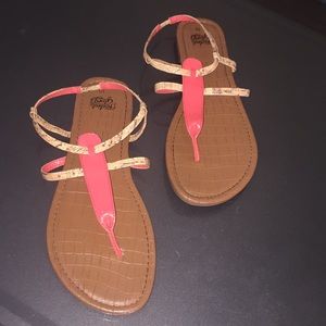 Gently Used Faded Glory Size 10 Scrappy Sandals